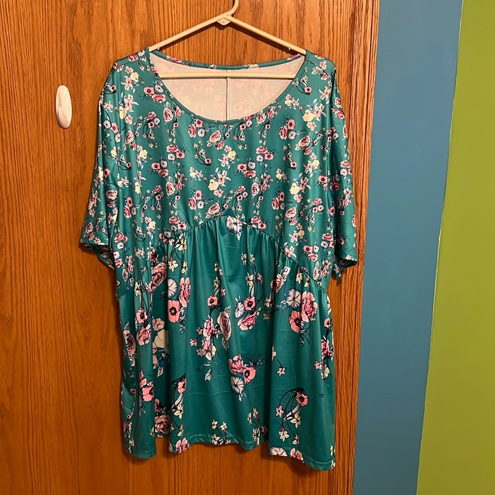 Temu Green Floral Top 2XL Plus